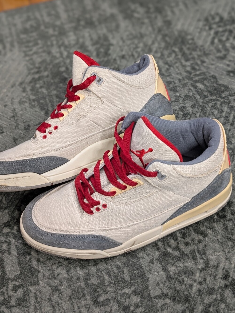 Nike Air Jordan 3 Retro Muslin DH7139-100 Men's Size 9 Red Grey 2022